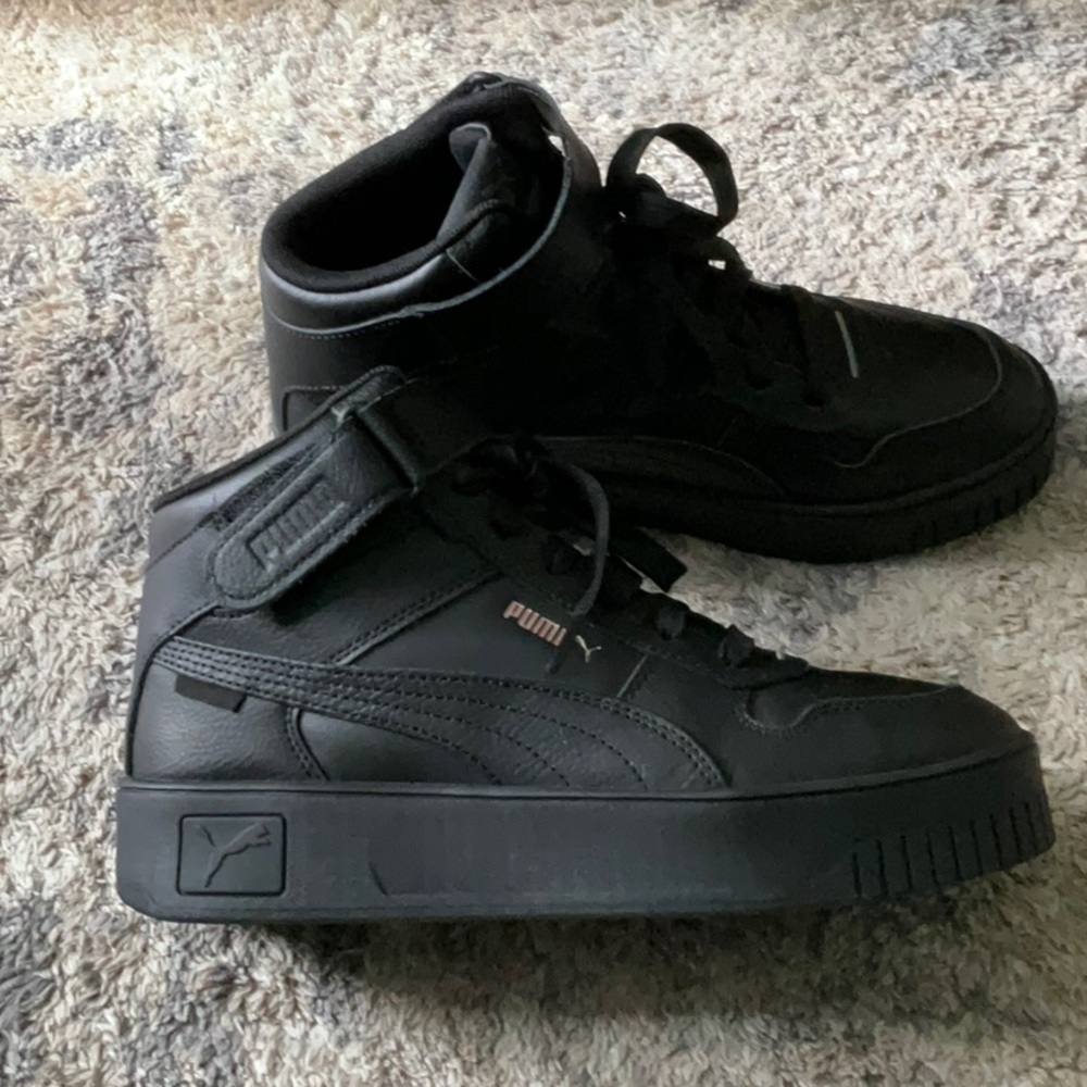 Puma Women's Black High-Top Sneakers - Picture 7 of 11